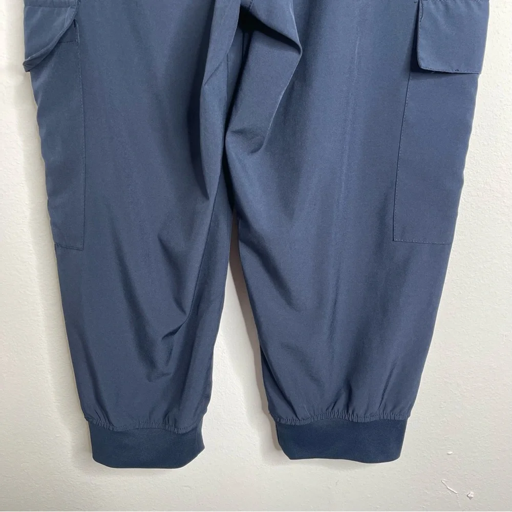LIBIN Navy Blue Cargo Hiking Capri Pants Size M 2000’s Sporty Retro